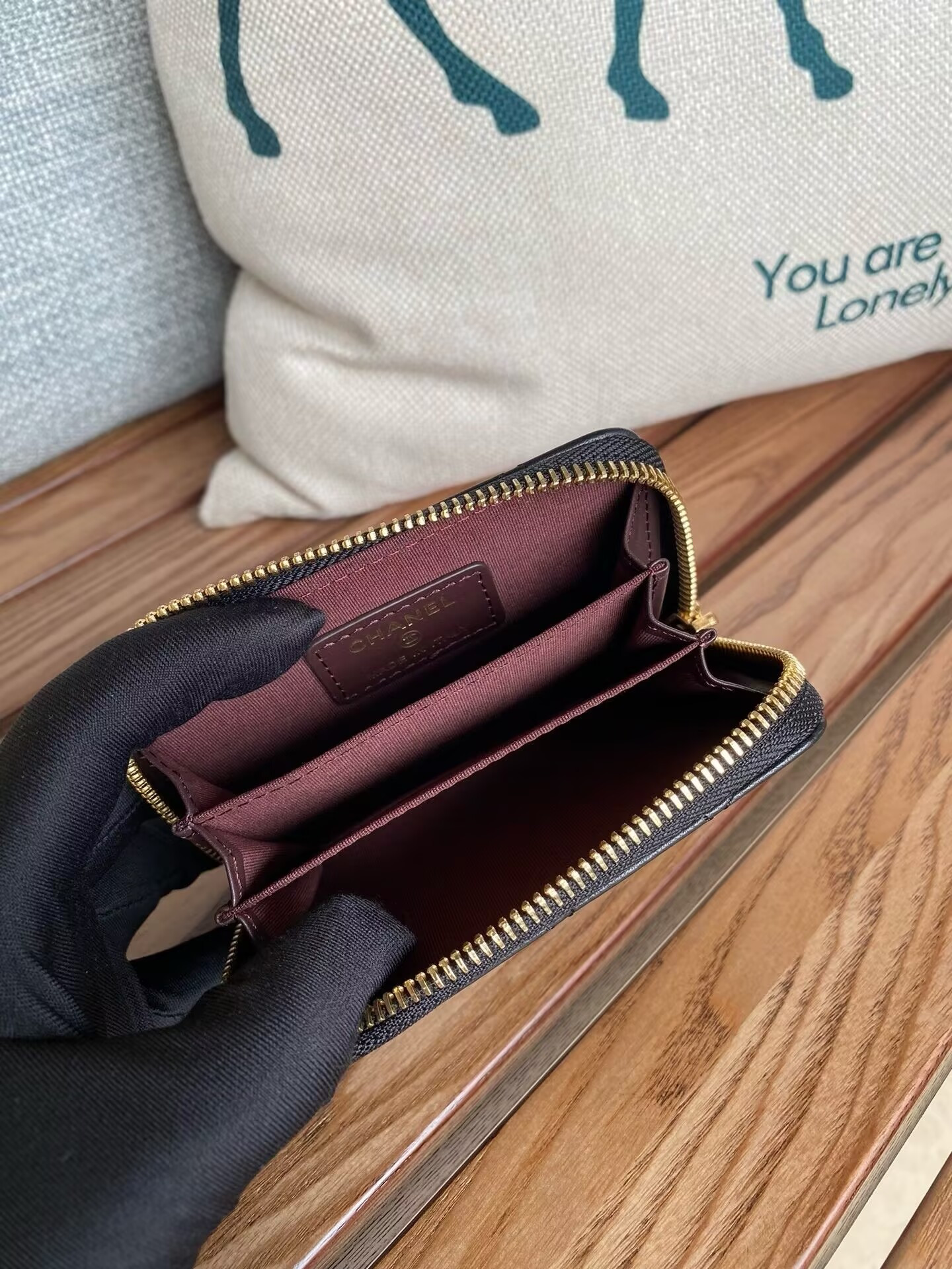 Ch*el zipped coin purse 7.5x 11x 2.5cm