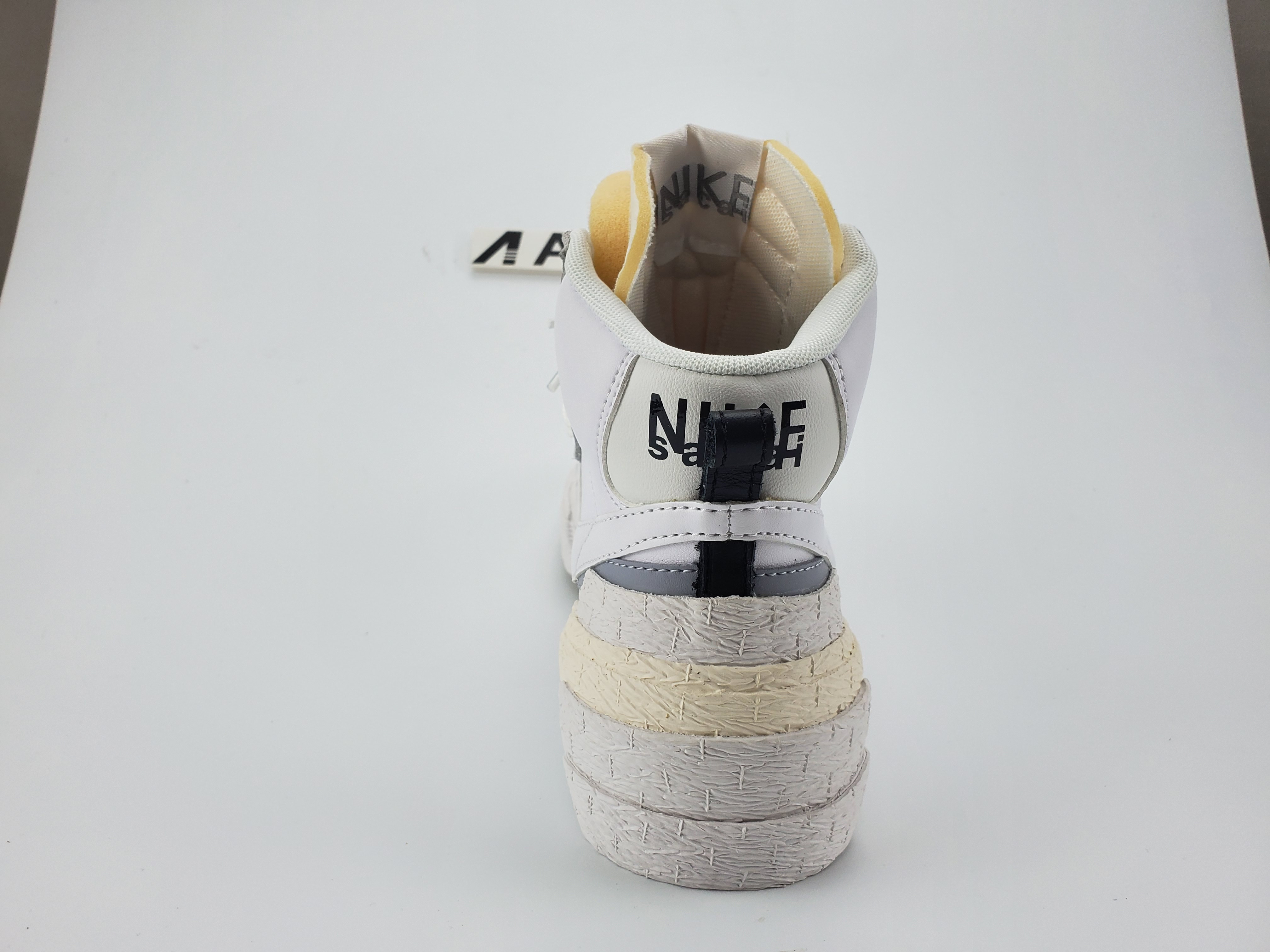 Nike Blazer High Sacai White Grey