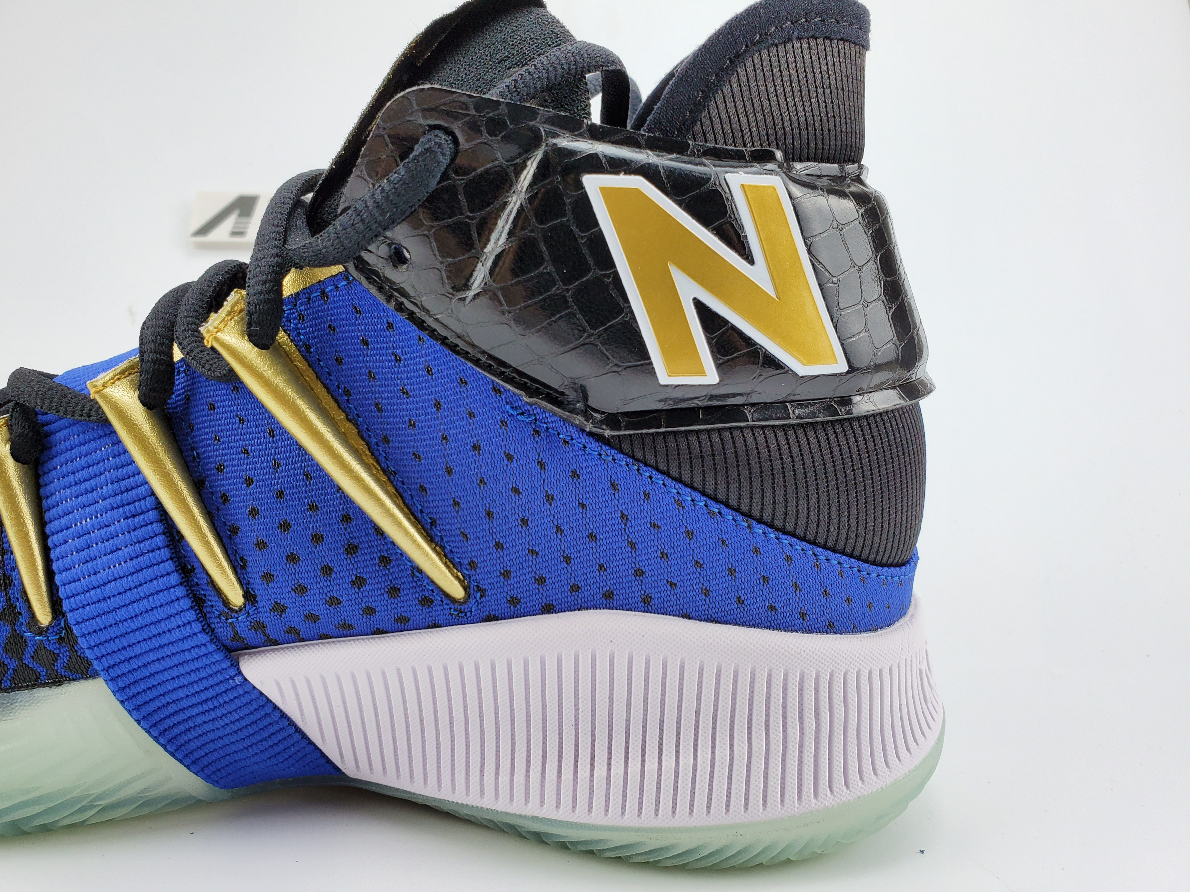 New Balance OMN1S Kawhi Leonard 2-Way