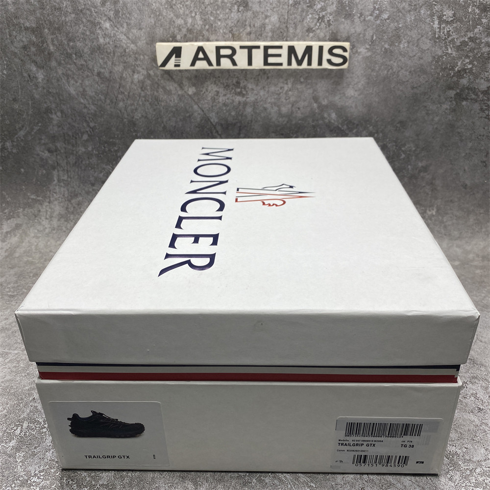 Moncler Trailgrip Blue