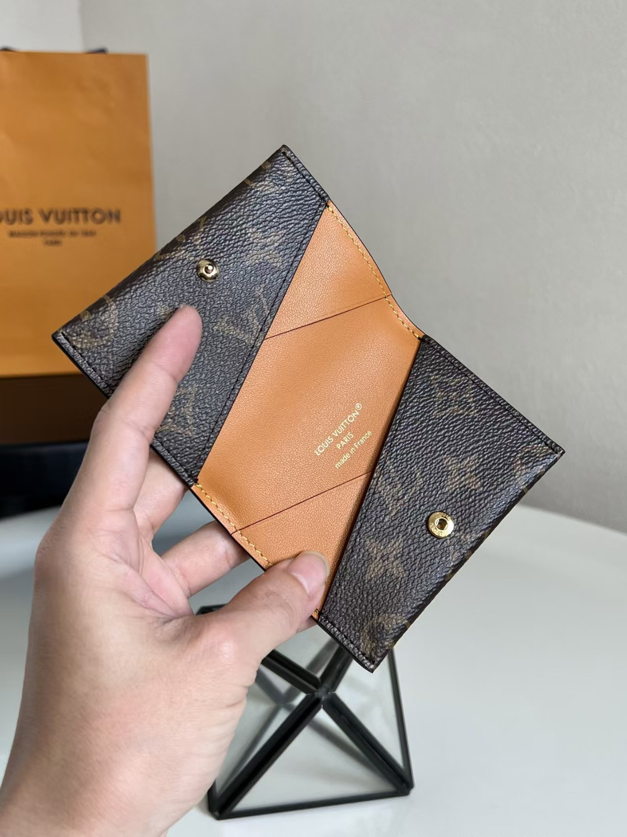 LV Slim Card Holder M26002 10.5x7.5x1cm
