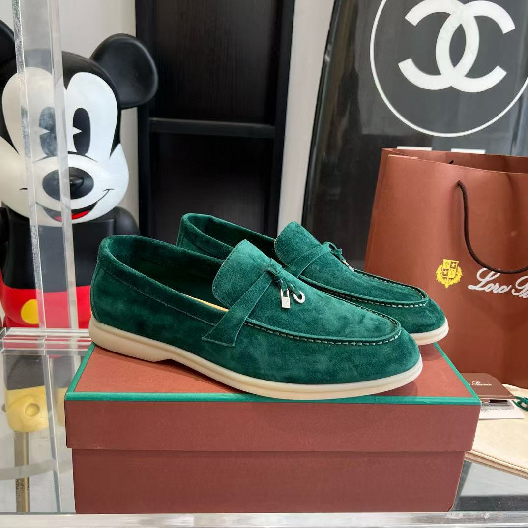 ua L**o p*ana summer charms walk loafers