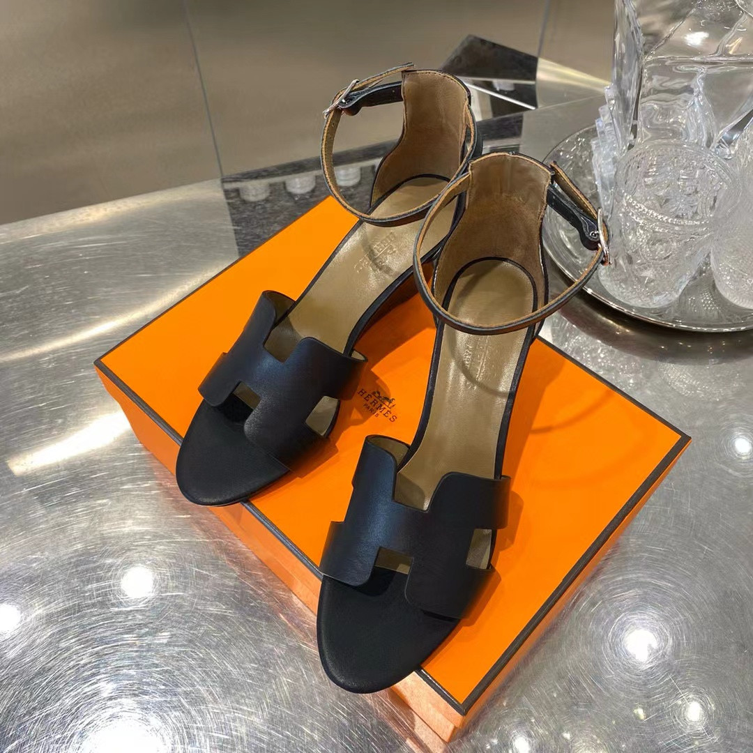 UA Hermès Legend Sandal