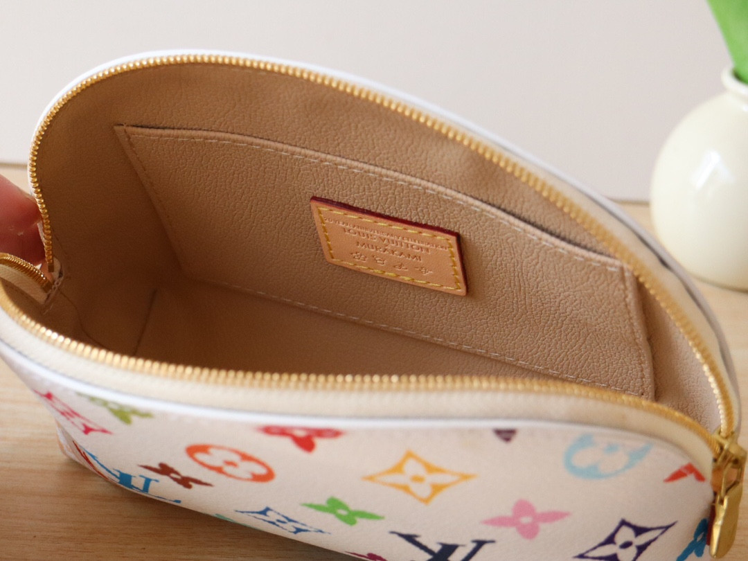 LV x TM Cosmetic Pouch PM M13744 19x12x6cm