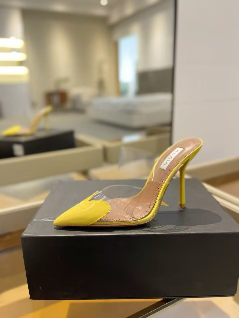 UA ALAÏA Le Coeur Mule Heart-Toe Slingback Pump 10.5cm Heel