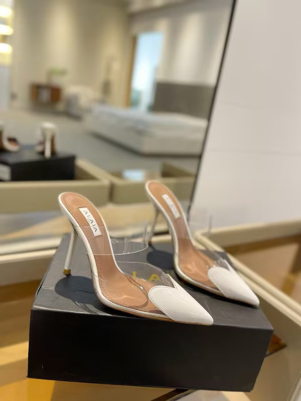 UA ALAÏA Le Coeur Mule Heart-Toe Slingback Pump 10.5cm Heel