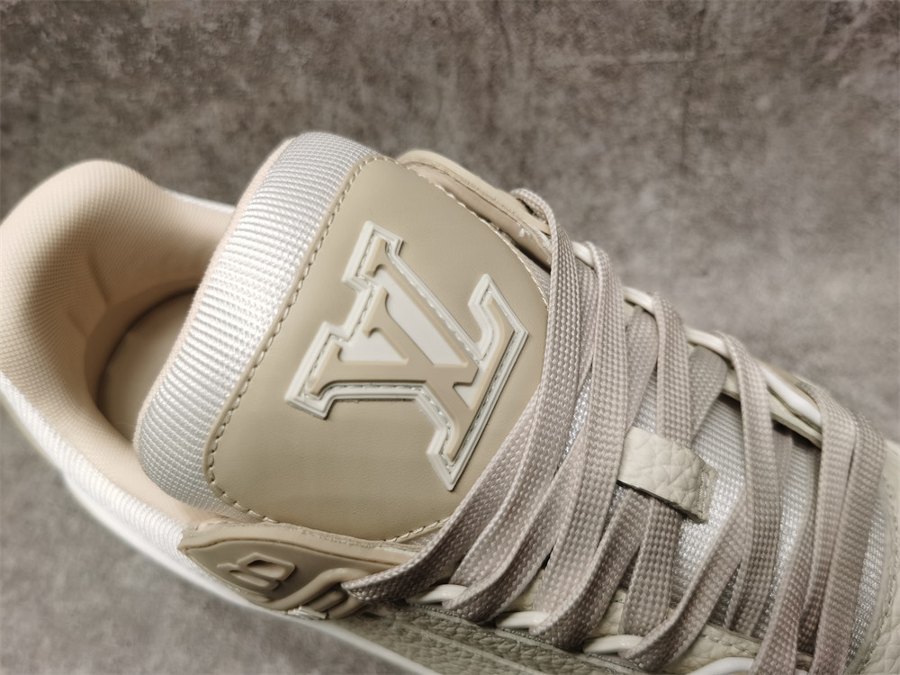 UA LV Trainer Sneaker