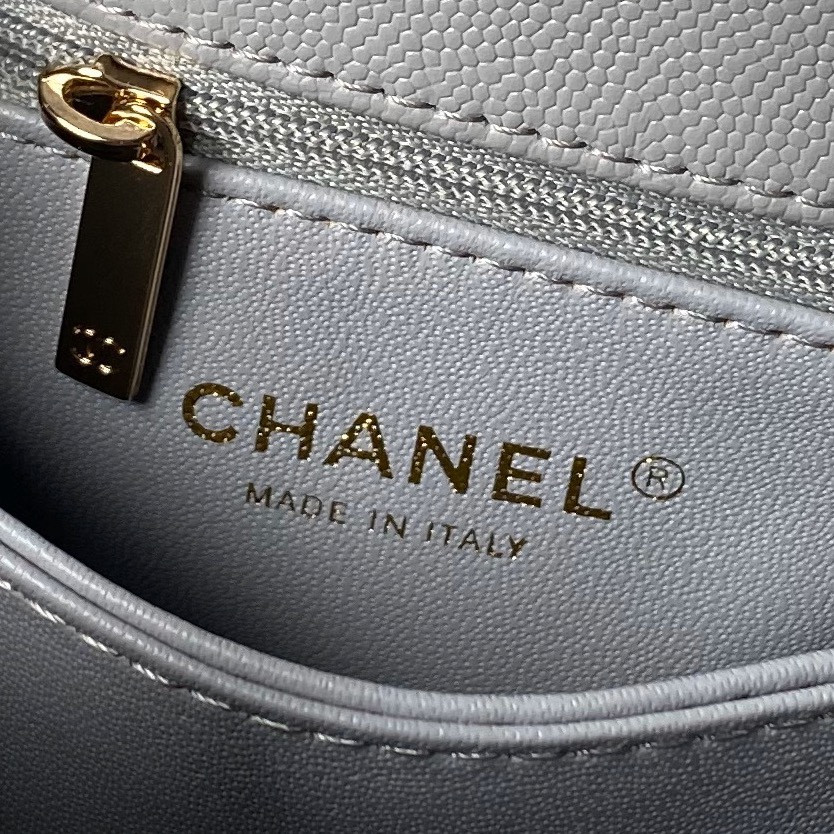 Ch*el handle  13x19x9cm