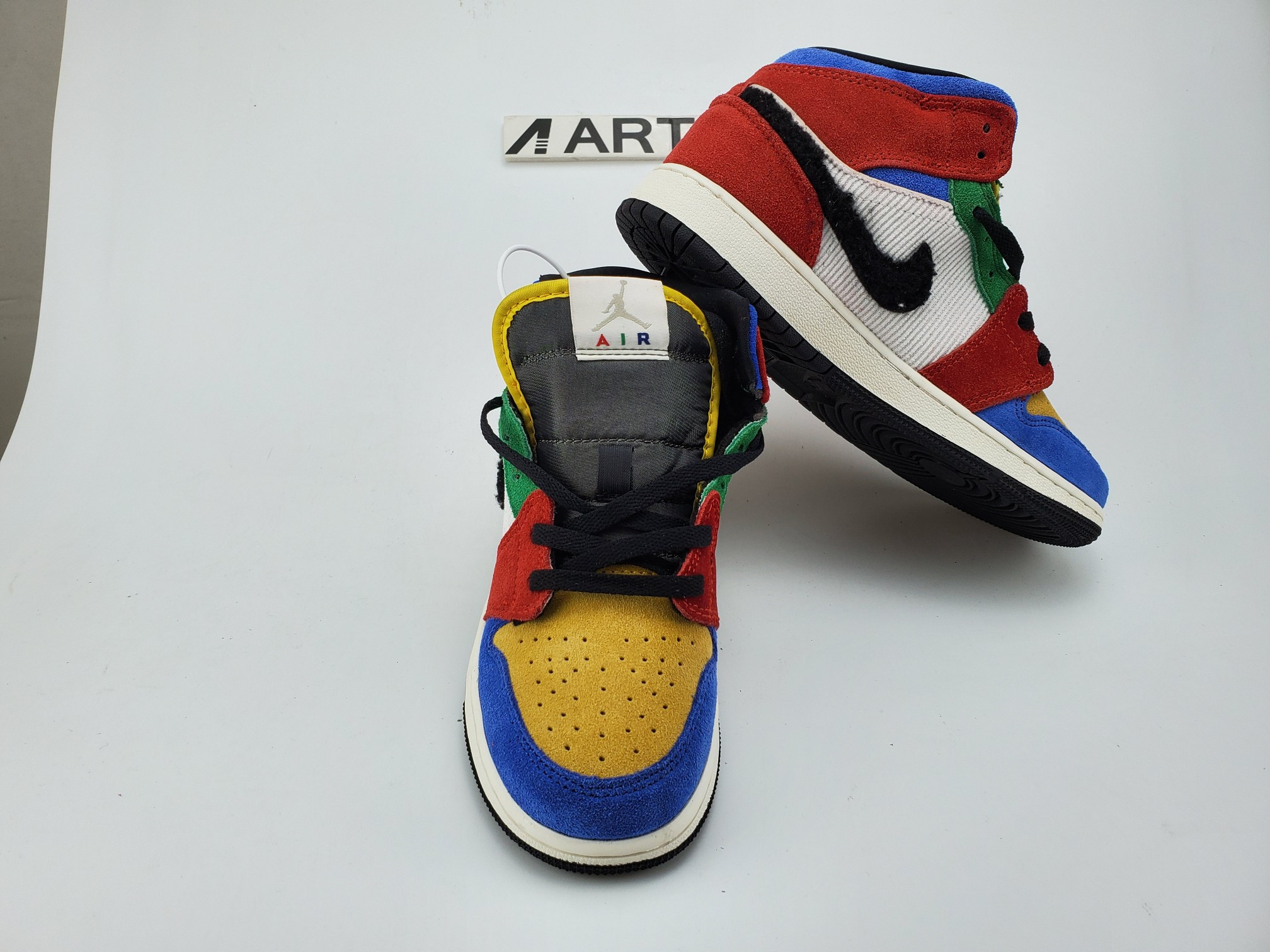 Air Jordan 1 Mid SE Fearless Blue the Great