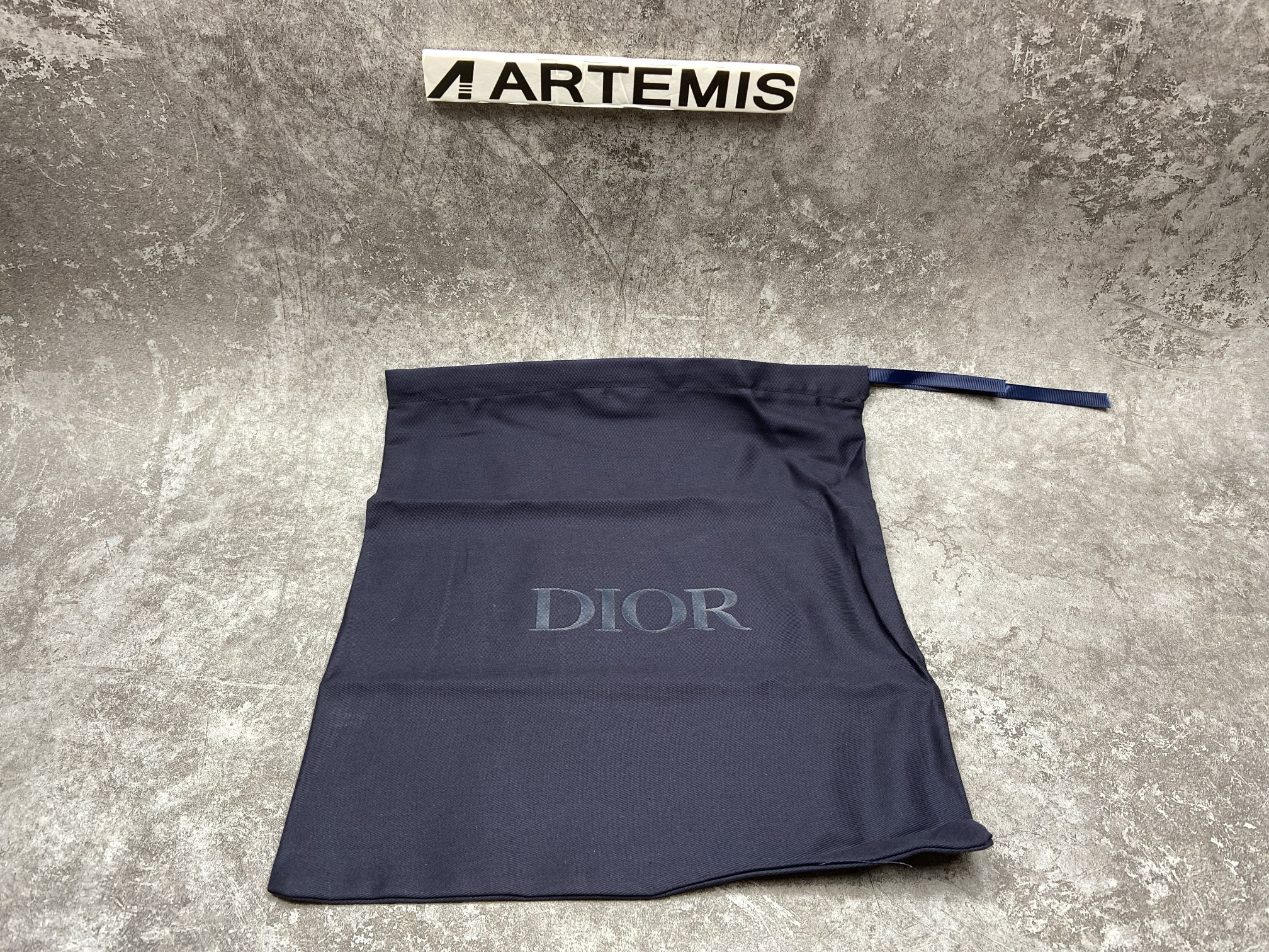 D*or b23 high top blue oblique