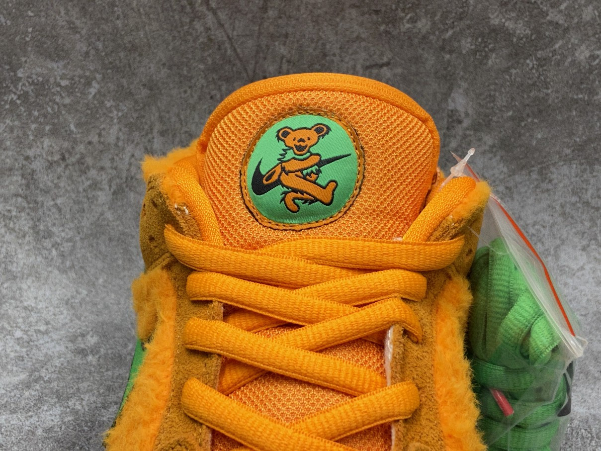 Grateful Dead x Dunk Low SB Orange Bear