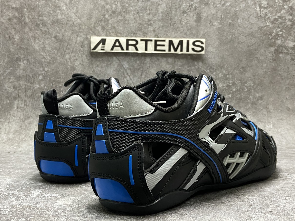 Balenciga Drive Sneaker 