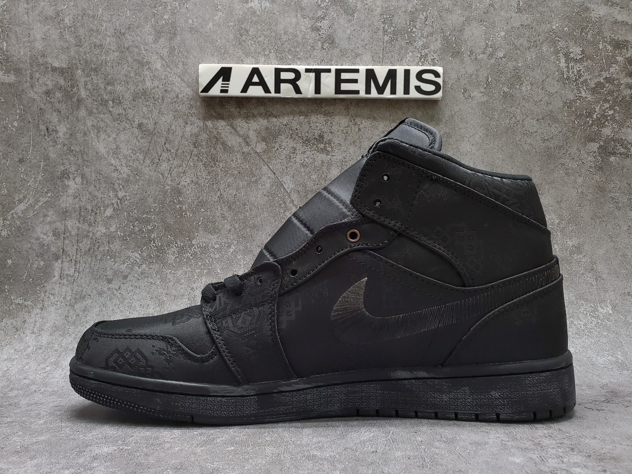 Air Jordan 1 Mid  Edison Chen Black Clot