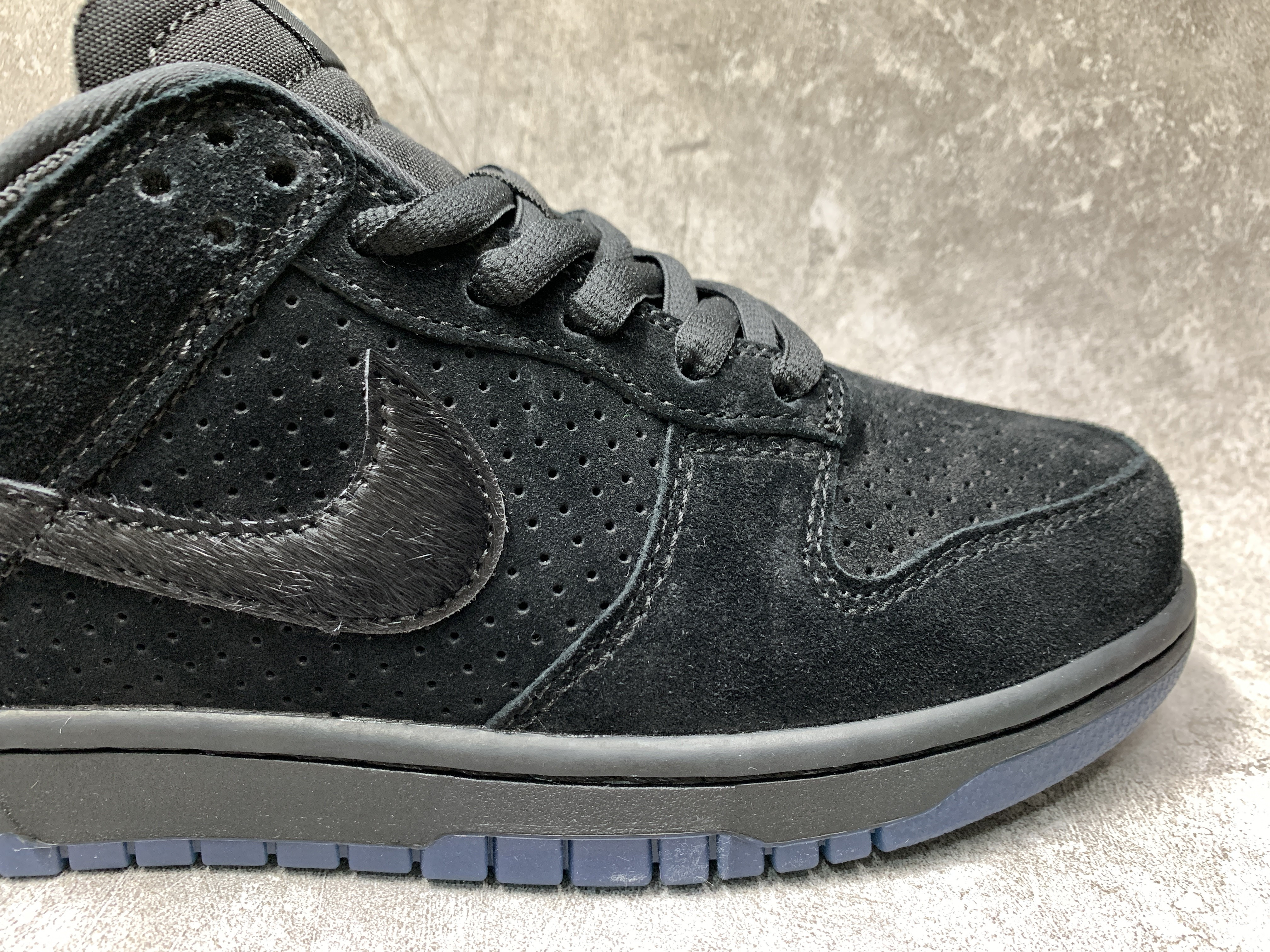 Nike Dunk Low SP UNDEFEATED Black Dunk vs. AF1 Pack