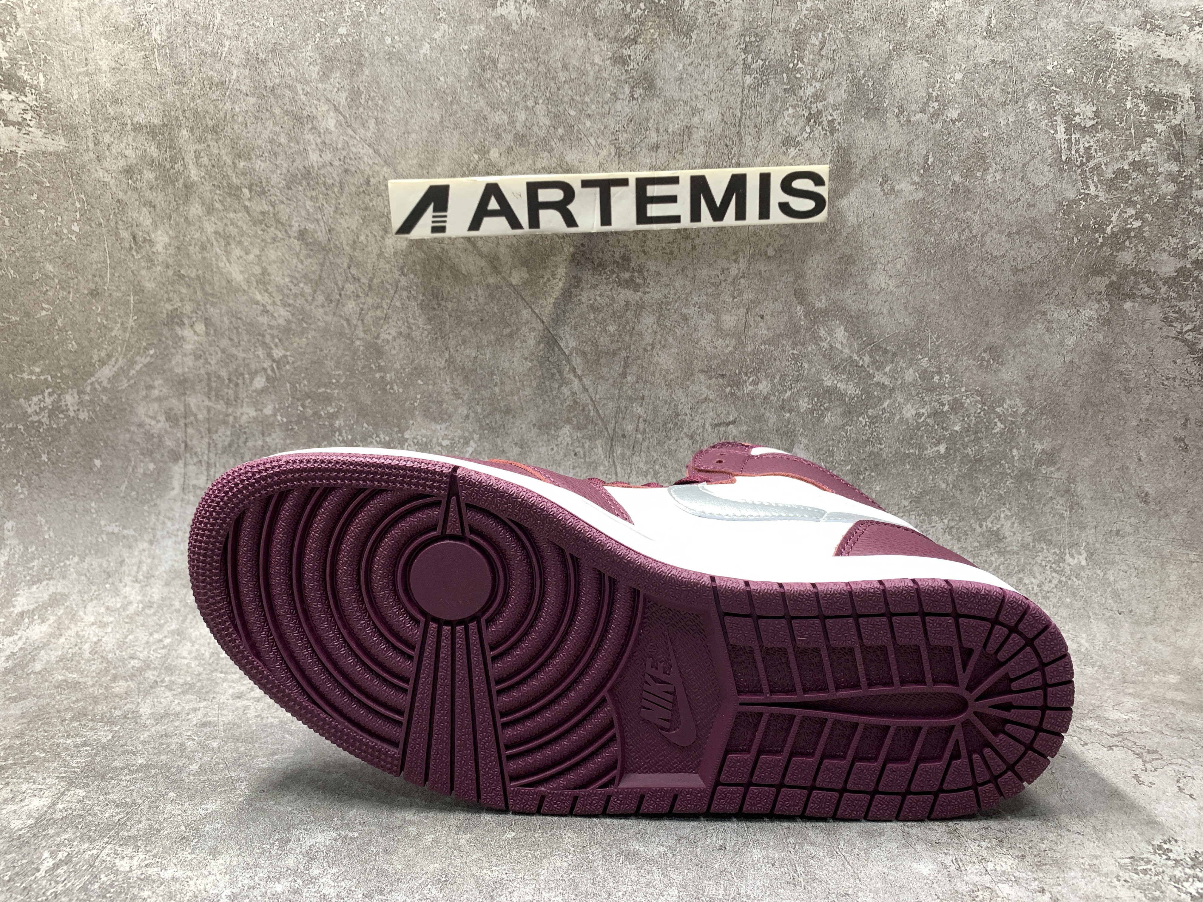 Air Jordan 1 Retro High OG