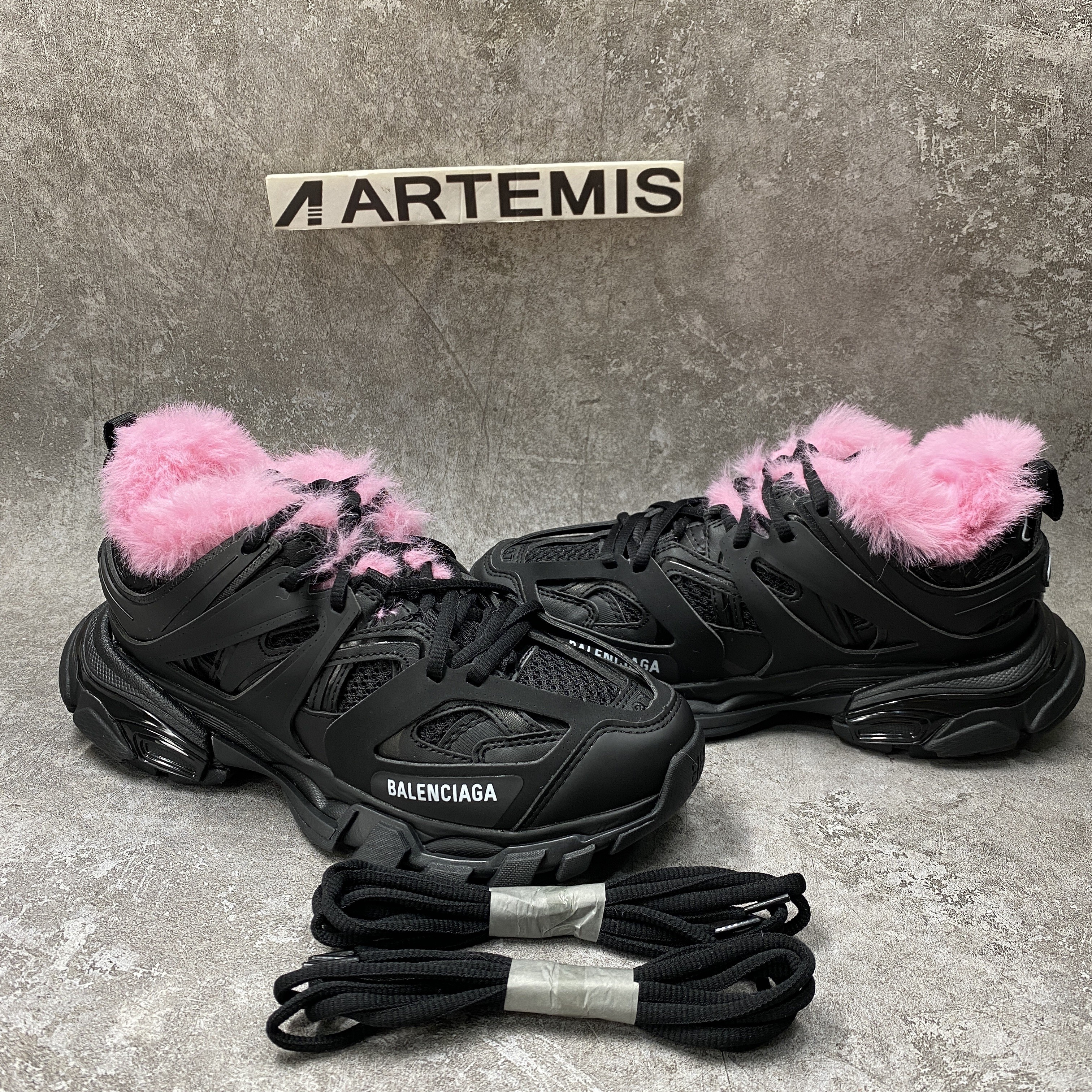 Balenciga Track Sneaker Pink Fur