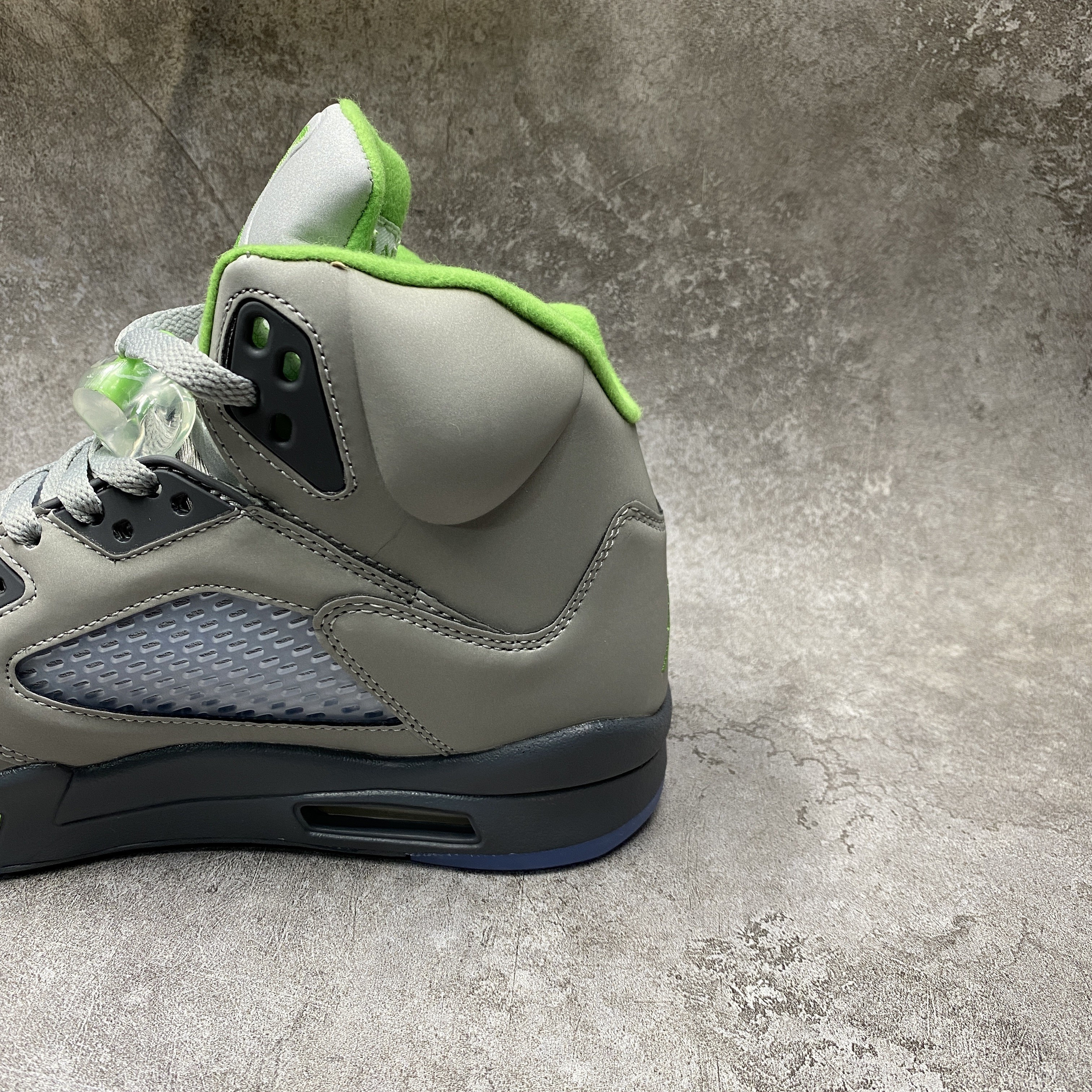 Air Jordan 5 Retro Green Bean (2022)