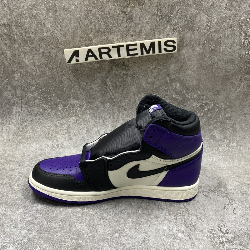 Air Jordan 1 Retro High Court Purple