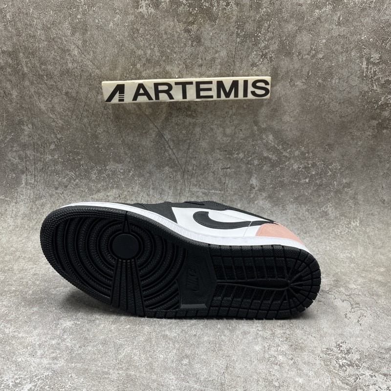 Air Jordan 1 Low OG Bleached Coral