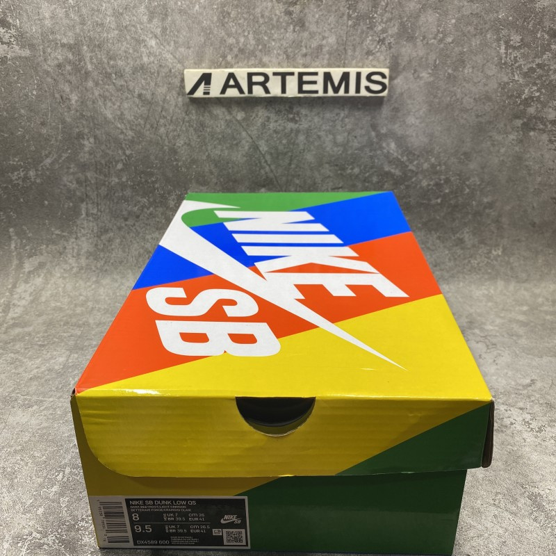 Nike Dunk Low SB X Skate Like a Girl