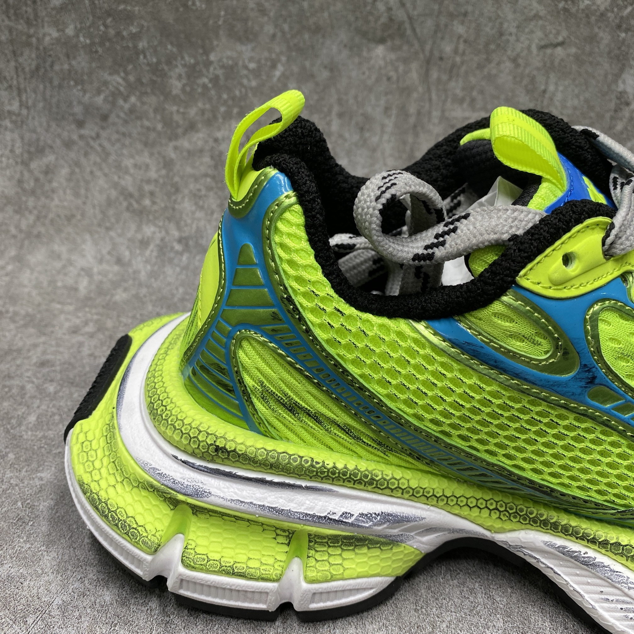 Balenciga 3XL Sneaker Worn Out Fluo Yellow