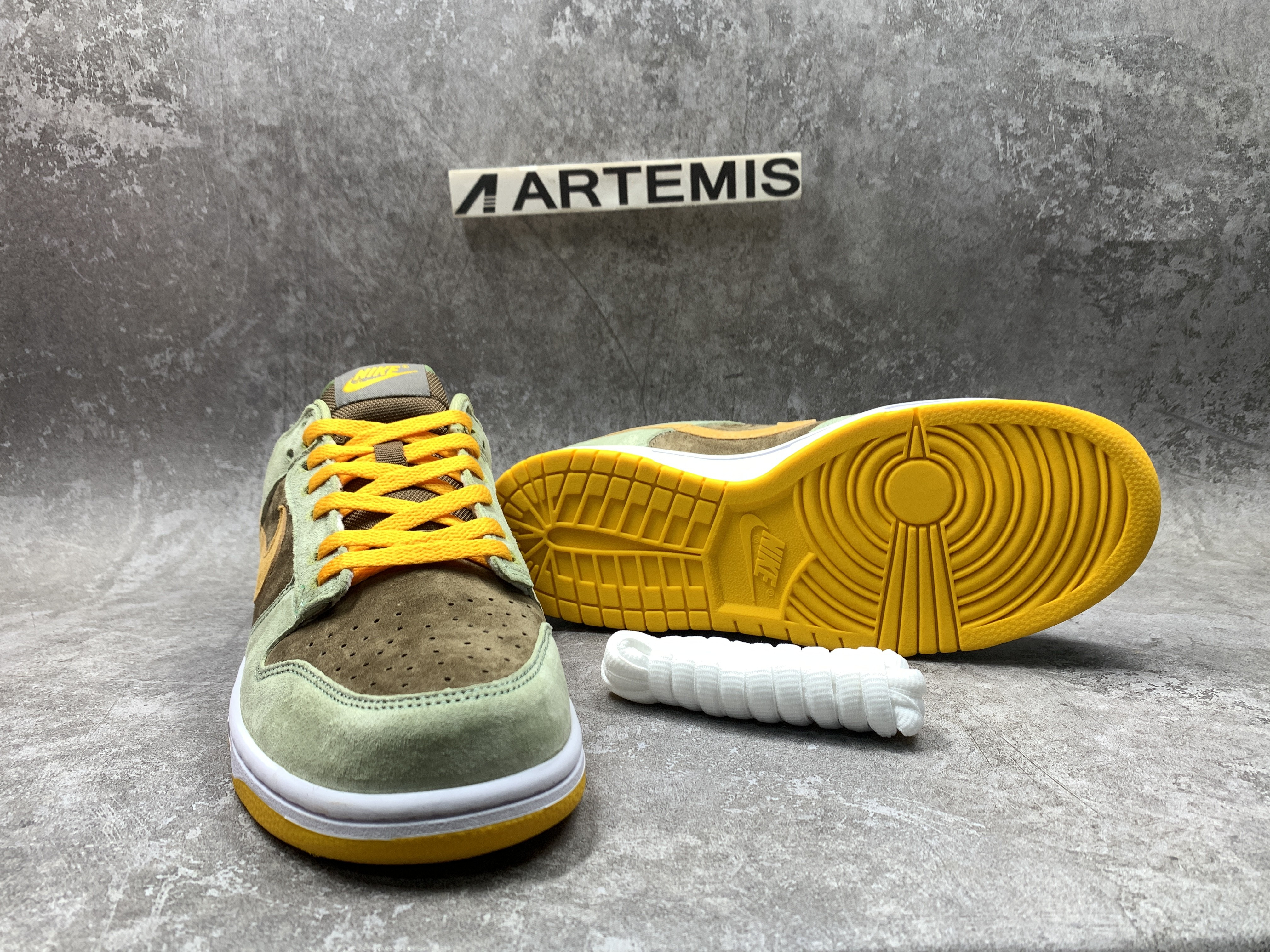 Nike Dunk Low Dusty Olive