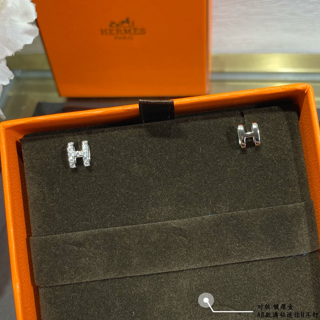 hermès ab style fully Di*m*nd-encrusted  h  stud earrings