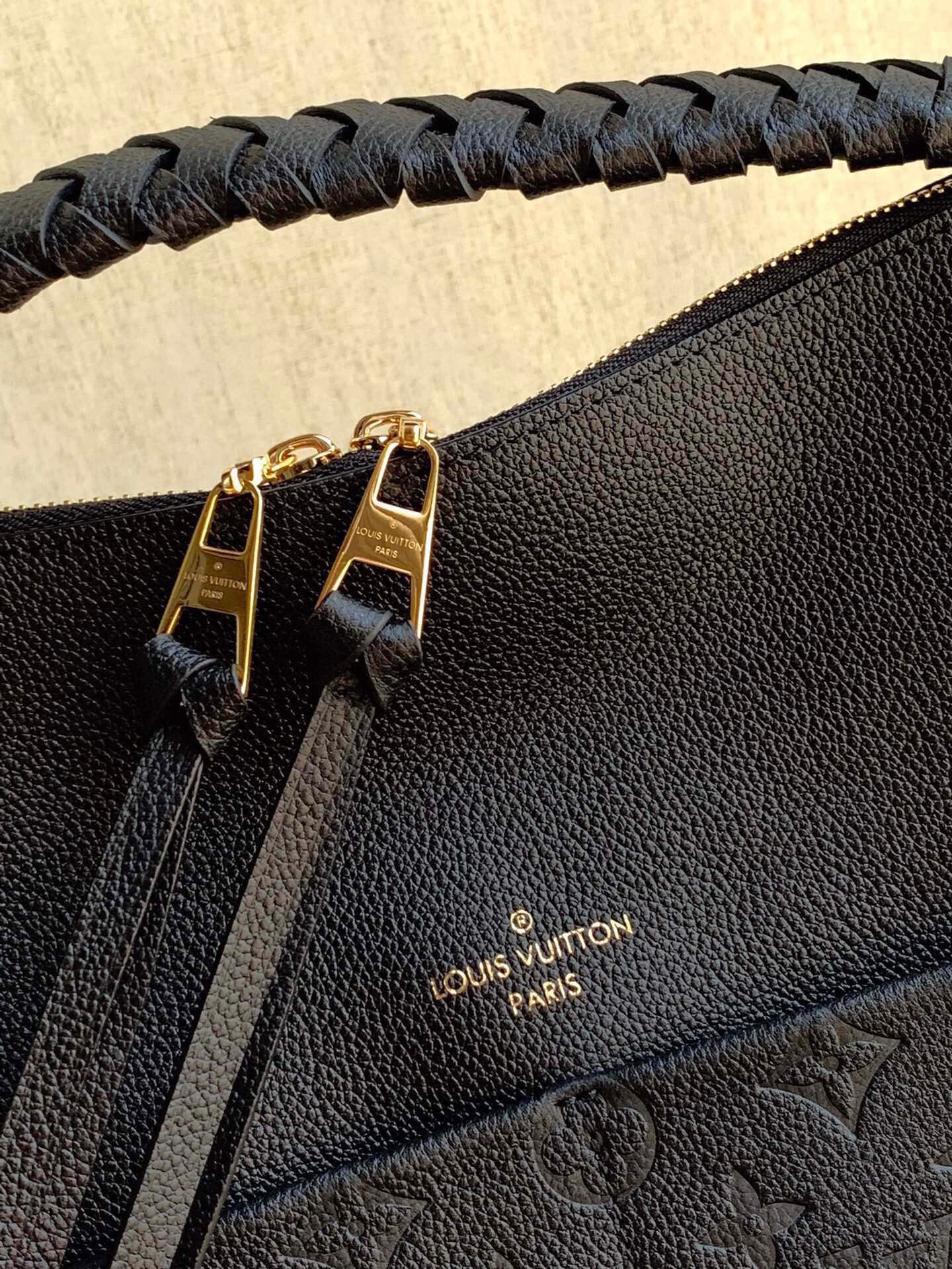 LV MAIDA HOBO M45522