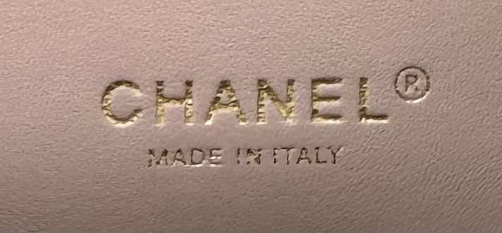 Ch*el classic 11.12 handbag 4.7 × 7.8 × 2.3 in
