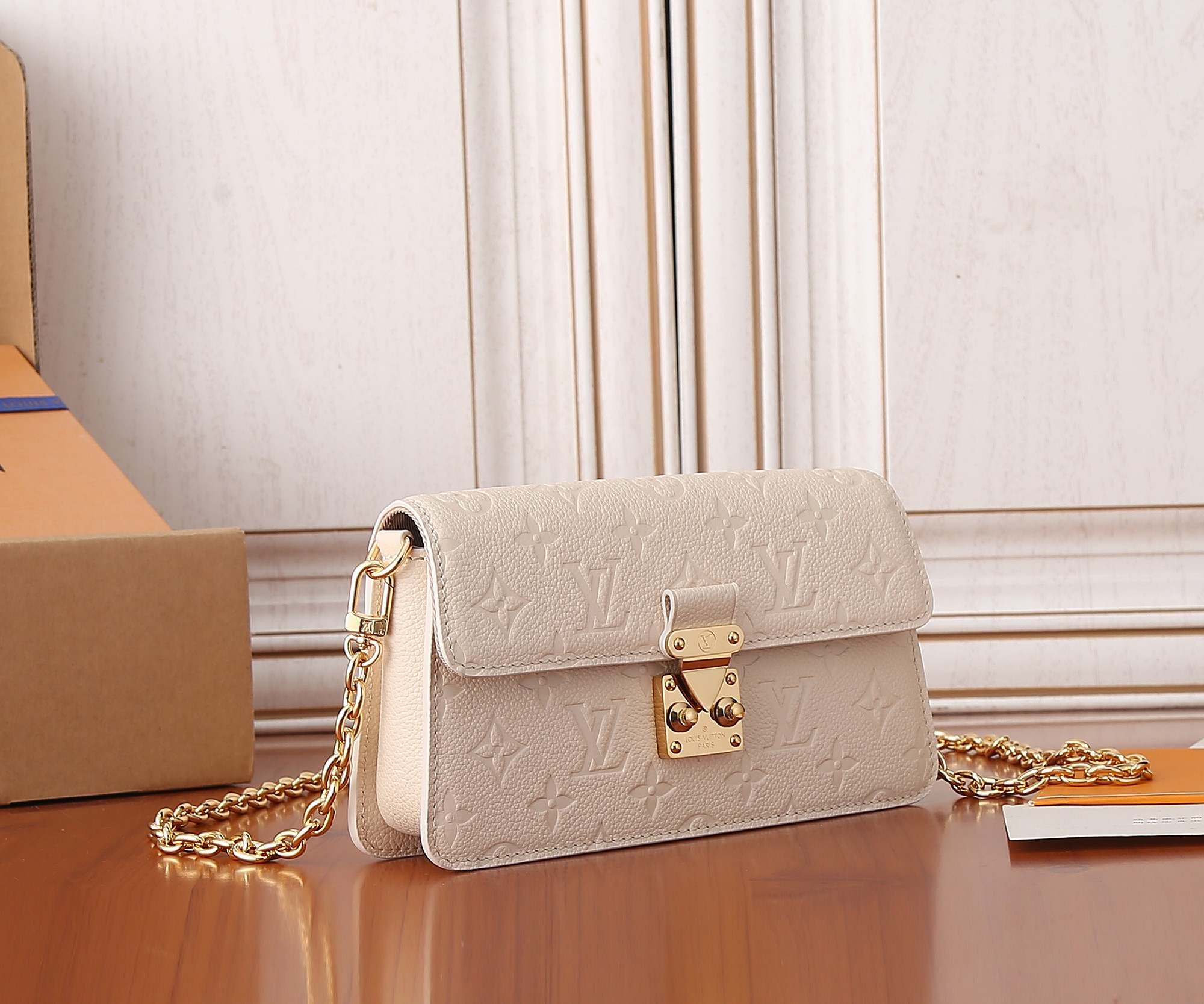 LV Wallet On Chain Métis M82636 7.5 x 4.3 x 2.2 inches