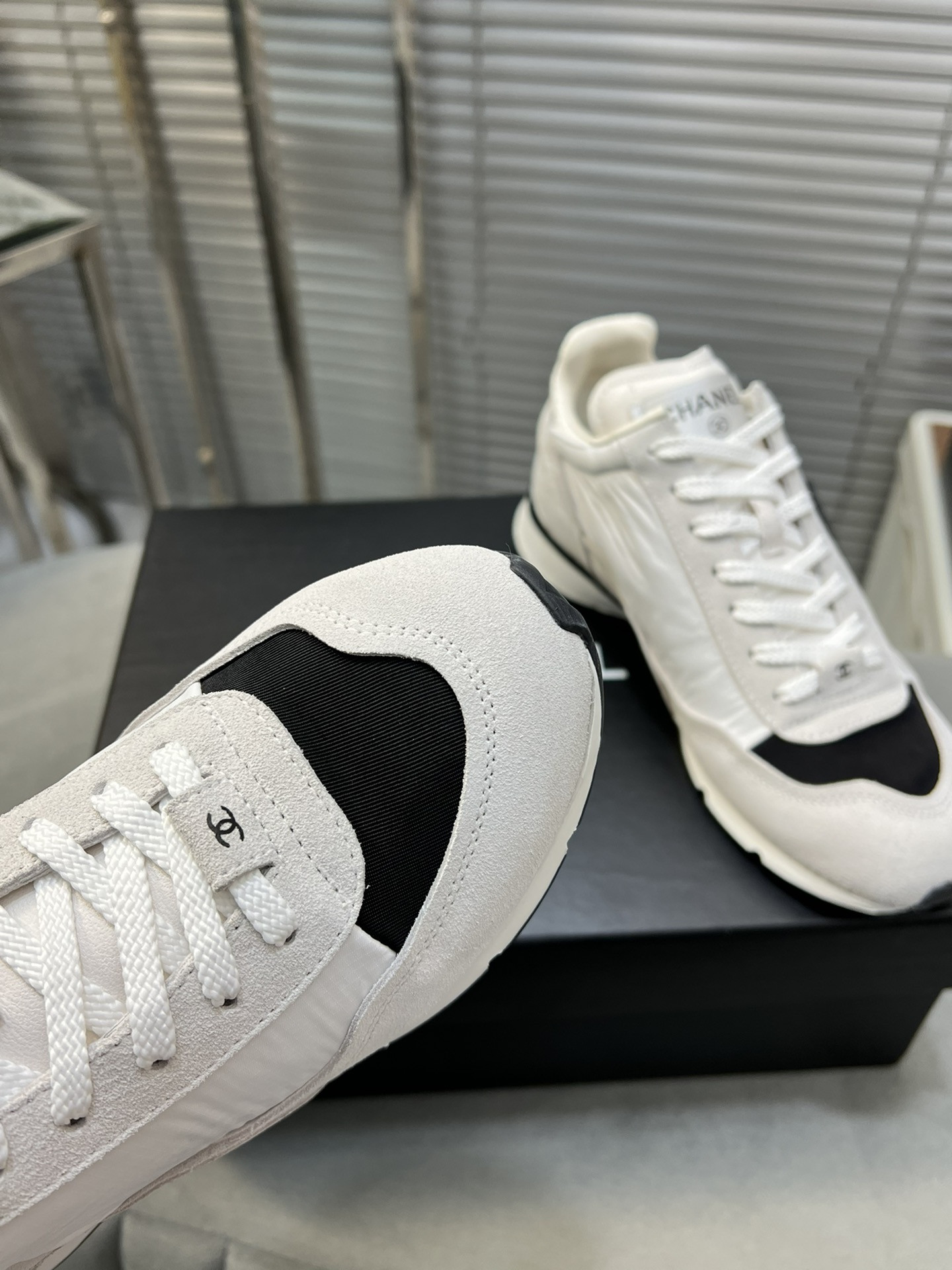 ua Ch*el sneakers fabric, suede kidskin & suede calfskin