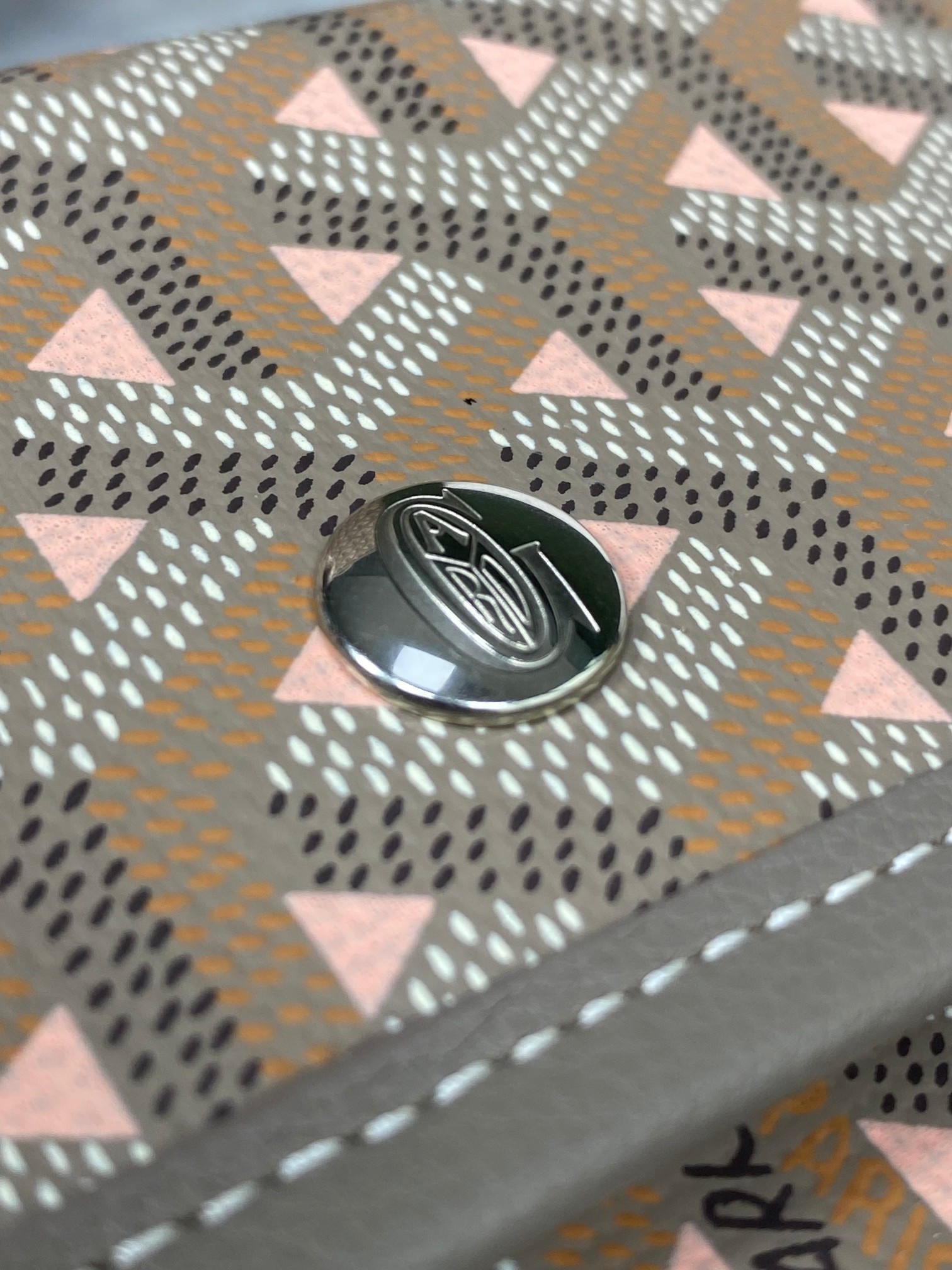 Go*ard small saint l0*is bag 28 cm x 15 cm x 34 cm