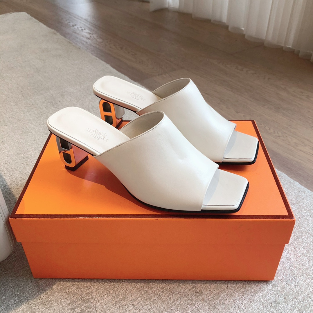 UA Hermès Iconique 60 sandal