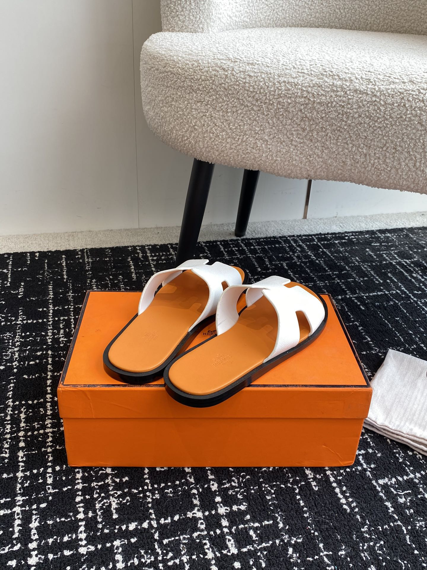 UA Hermès Izmir sandal