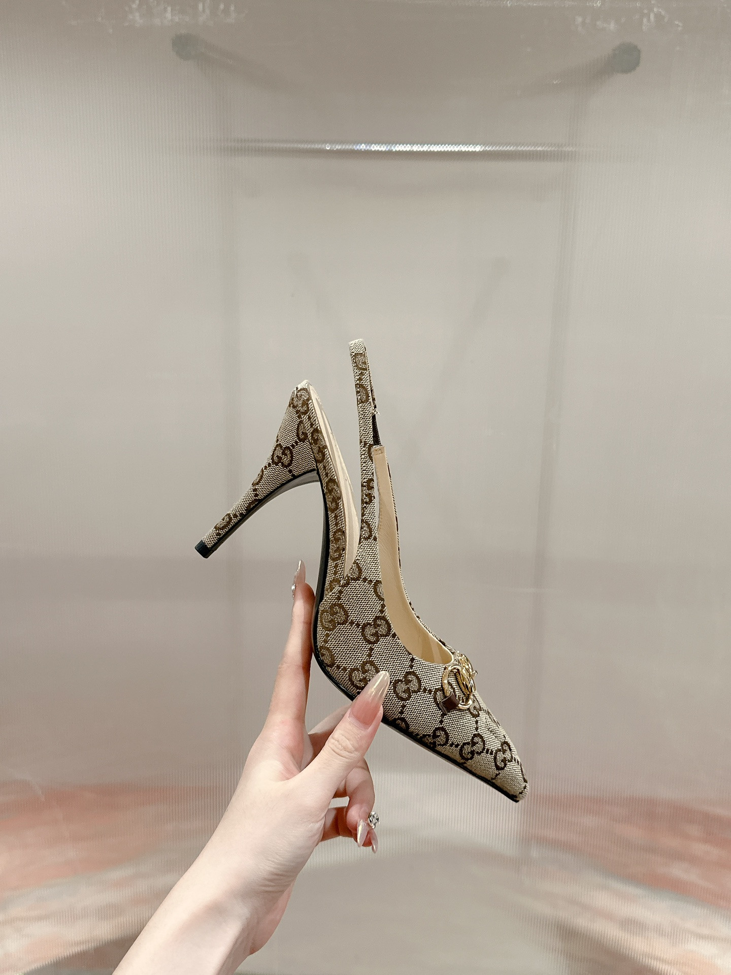 ua G*u*i horsebit slingback pump high heel