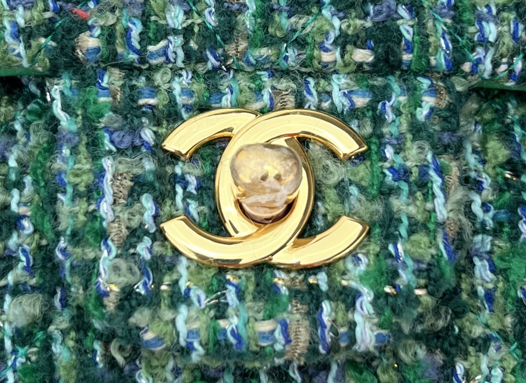 Ch*el classic flap bag 20cm