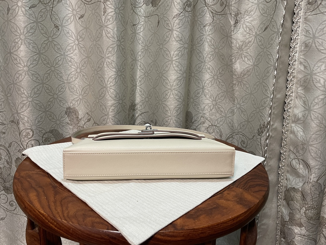 Hermès Kelly Elan Epsom16x27.8x4cm