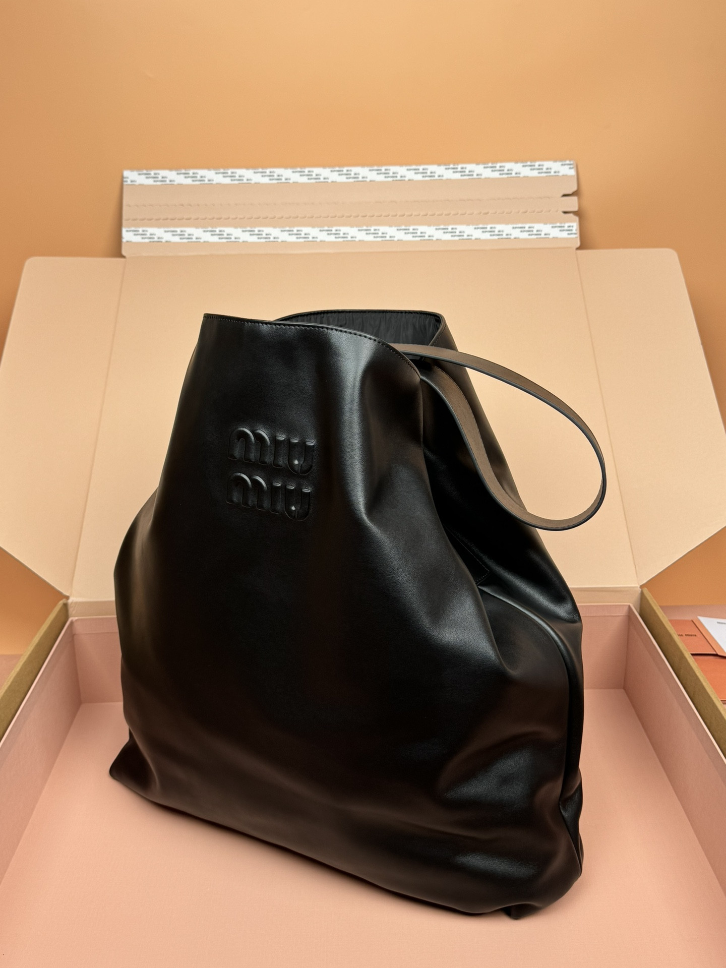 Miu Miu Leather Hobo Bag 41×46×11cm