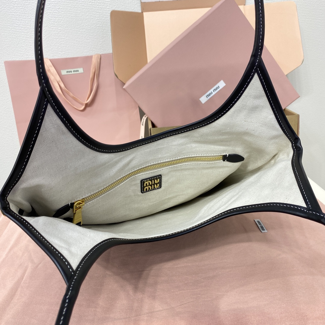 Miu Miu IVY leather bag 40x35cm