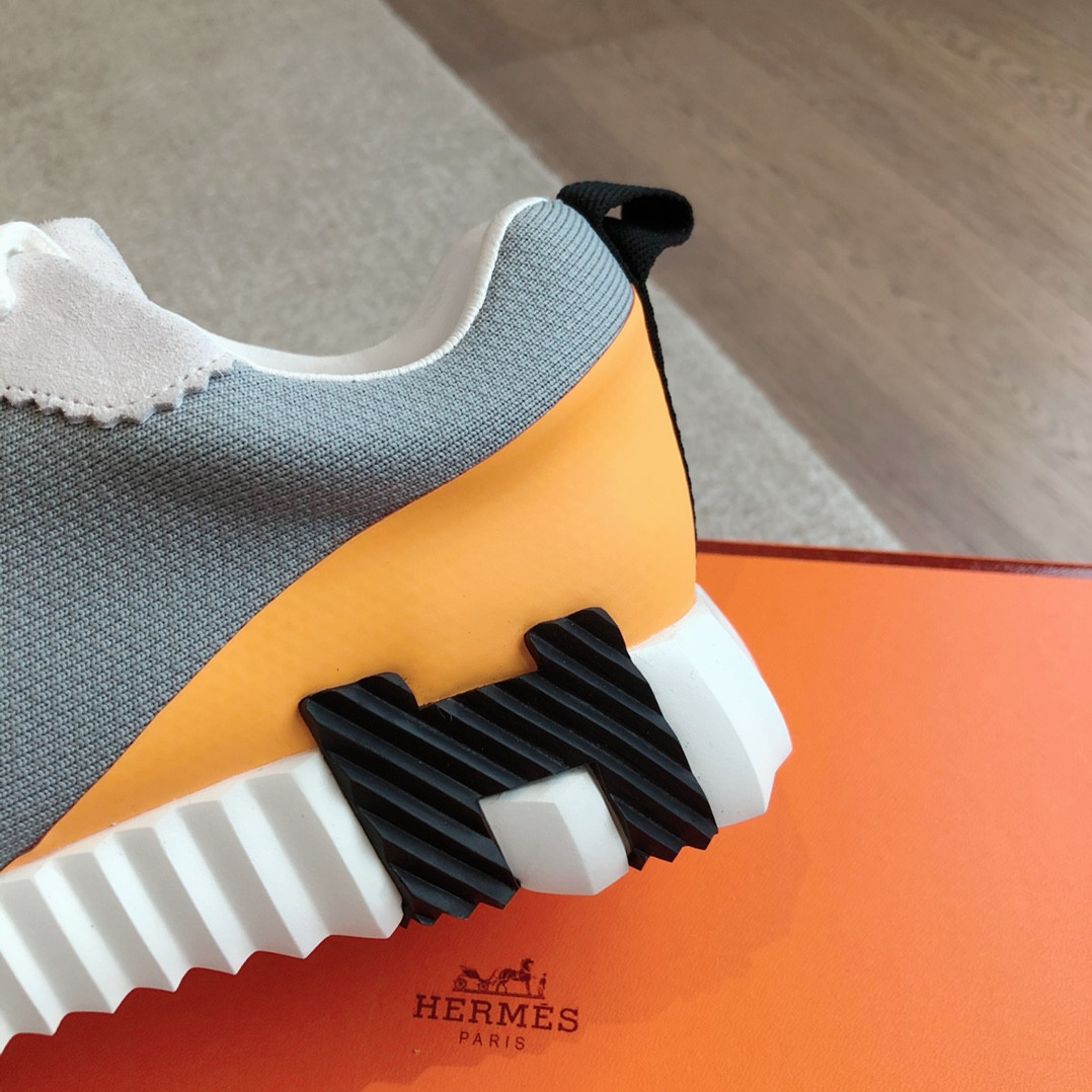 UA Hermès Bouncing Sneaker
