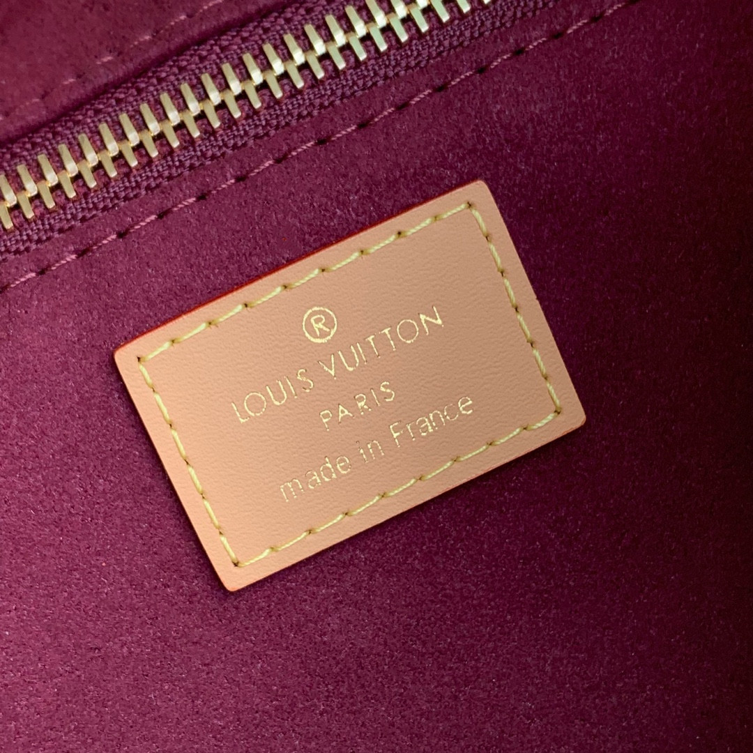 LV CarryAll BB M13014 26x17x10cm