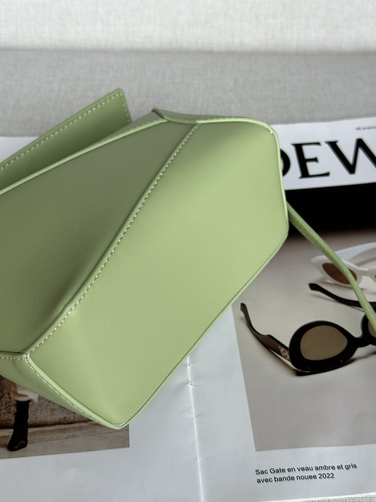 L0ew* mini classic puzzle bag in calfskin 18x12.5x8cm