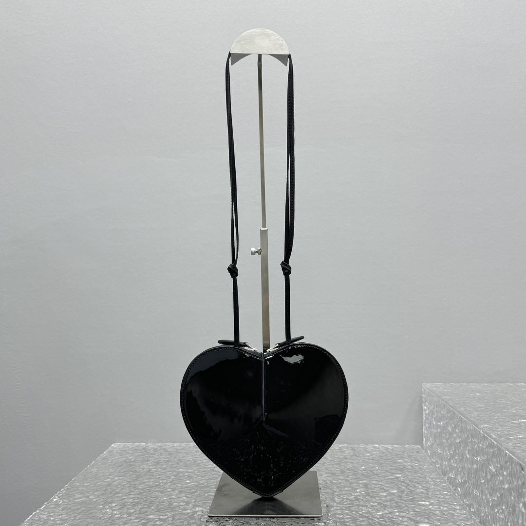 ALAÏA Le Coeur Heart Bag 18.5x20.5x5cm