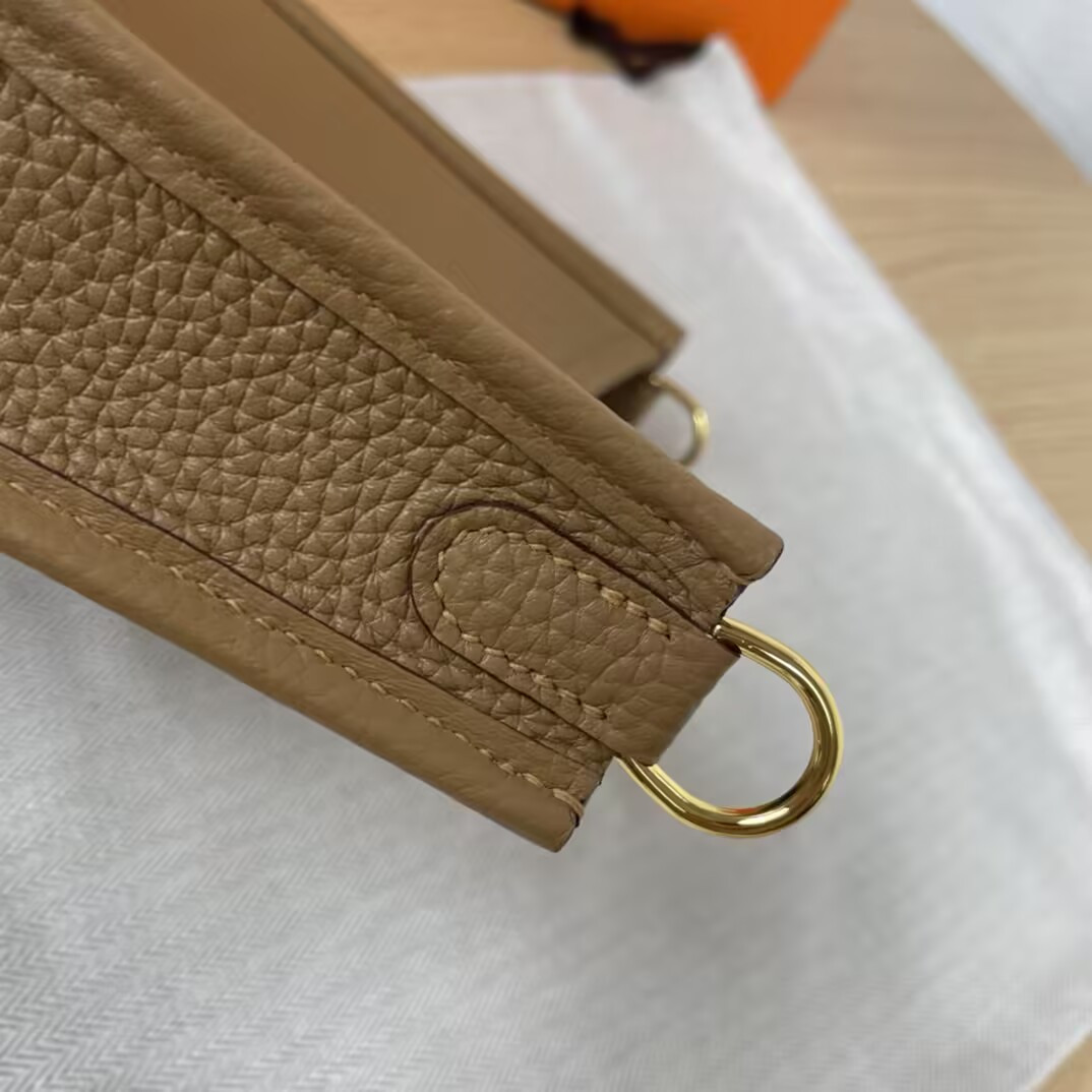 Hermès Evelyne Bag 16CM