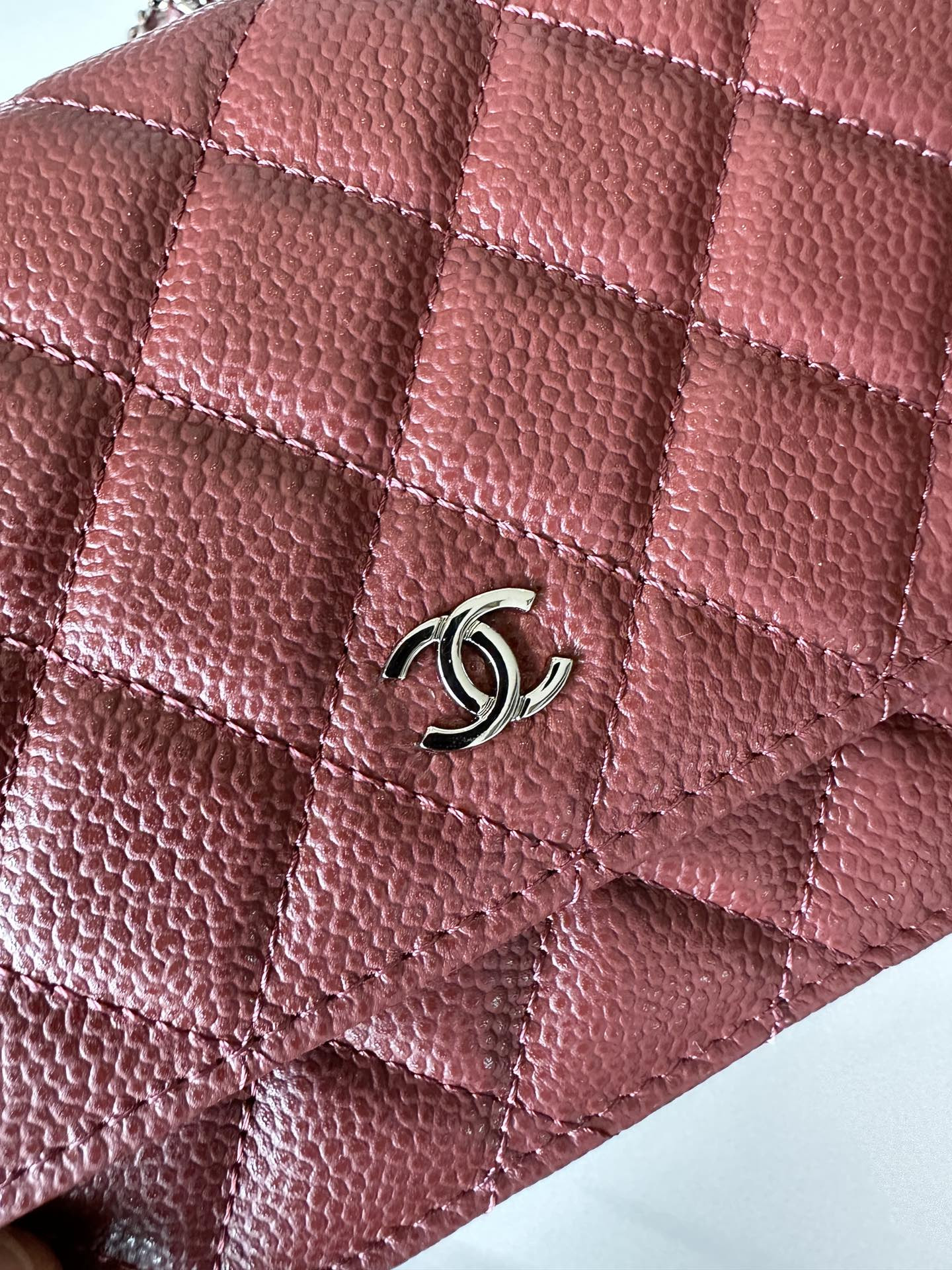CHANEL WOC CLASSIC WALLET ON CHAIN 12.3x19.2x3.5cm