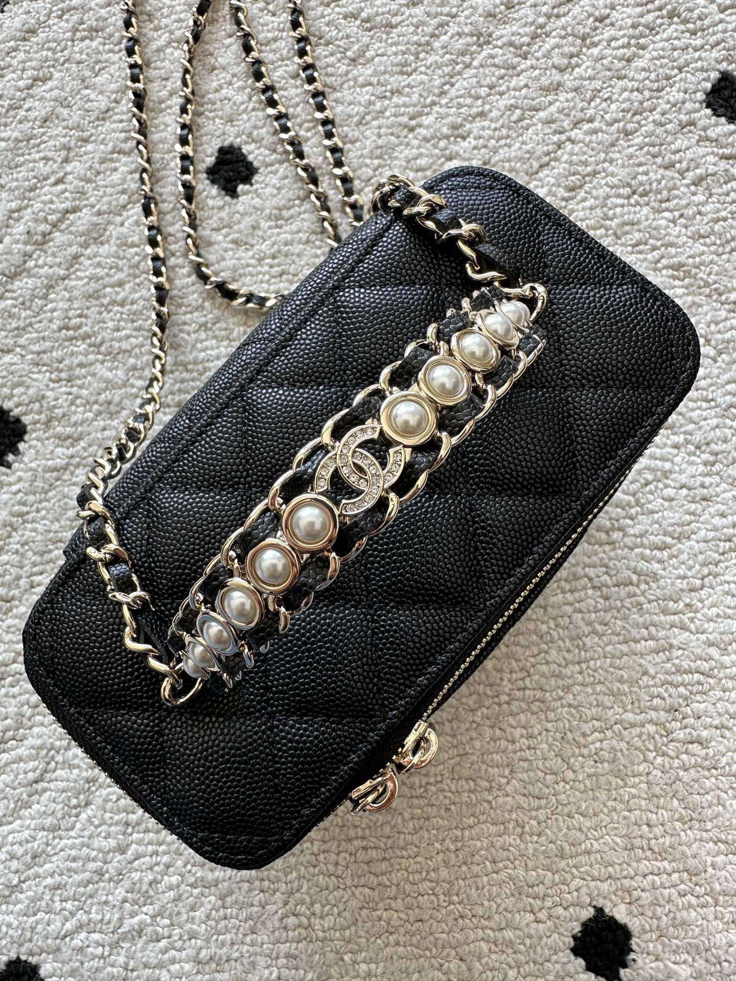 CHANEL Classic Vanity with chain Handbag AS4940 17x9.5x8cm