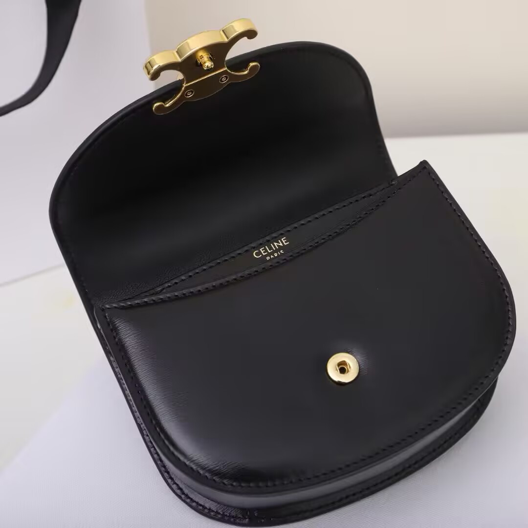 Celine MINI BESACE CLEA 15.5x12x5cm