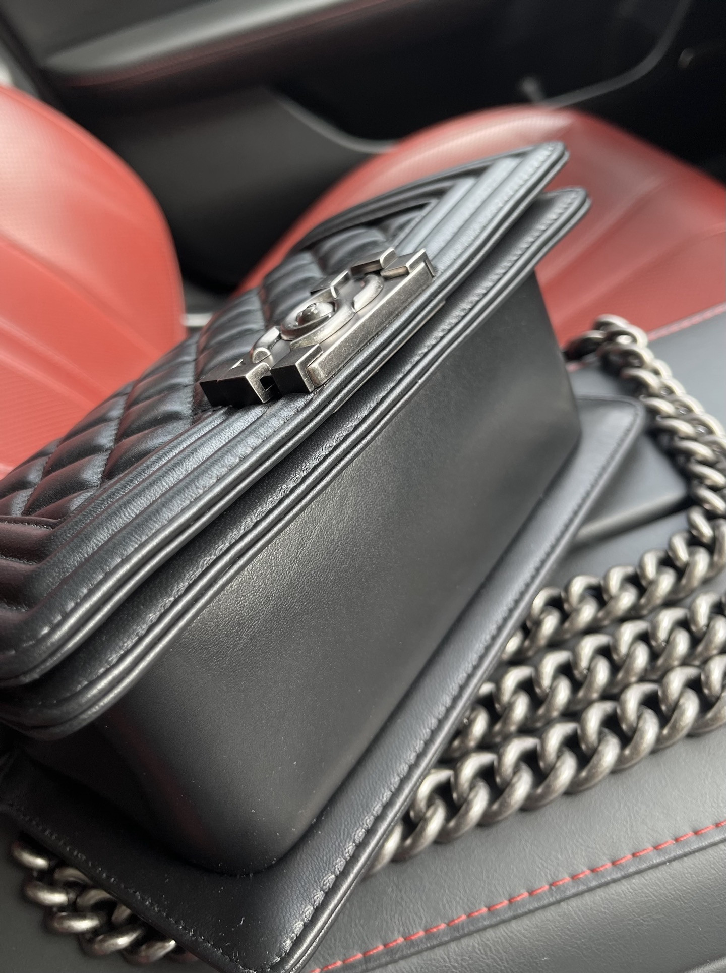 CHANEL Small BOY Handbag A67085 12x20.5x8.5cm