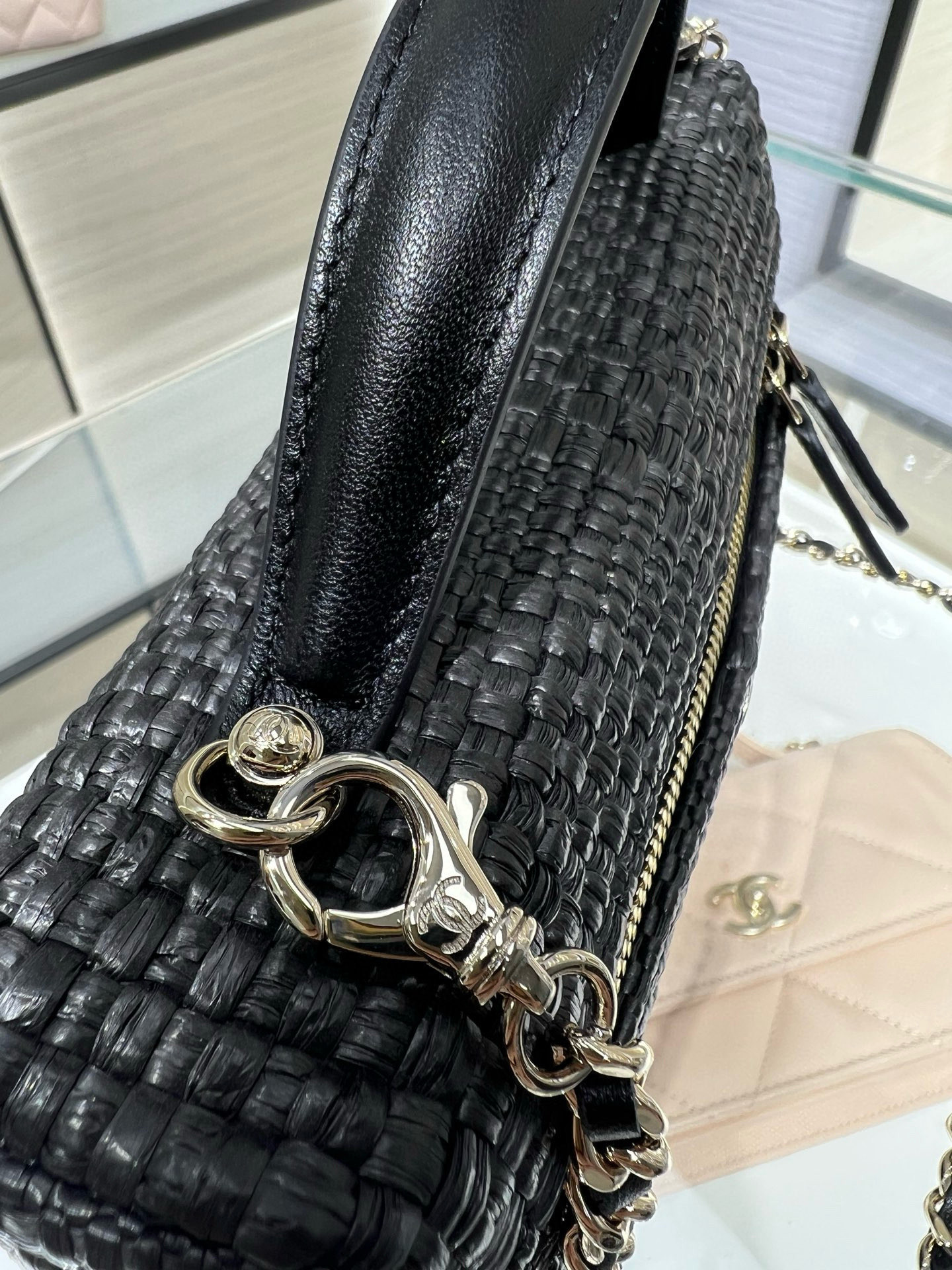 Chanel Classic Vanity with Chain AP4385 17x19.5x5cm
