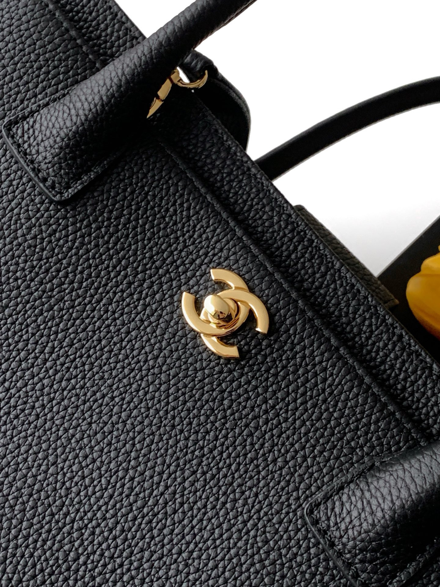 Chanel Shopping Bag AS2157 24x36x14cm